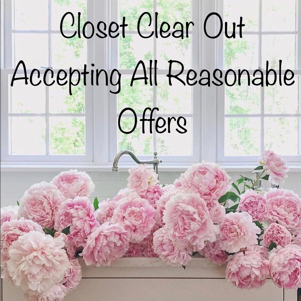 🍃🌸Accepting All Reasonable Offers!!🌸🍃